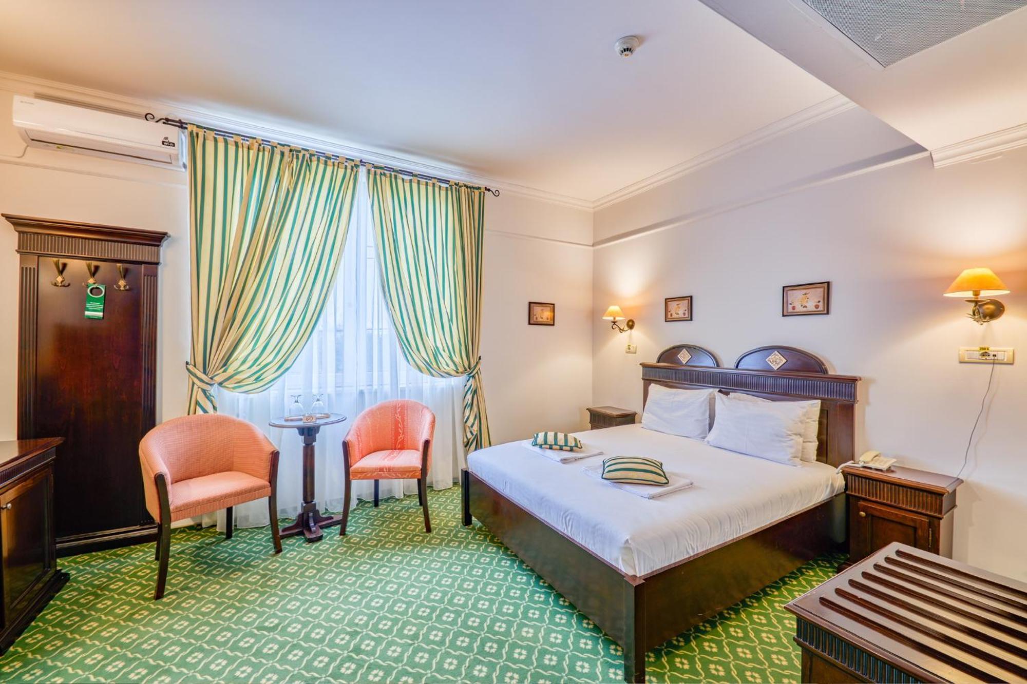 Hotel Classico ティミショアラ エクステリア 写真